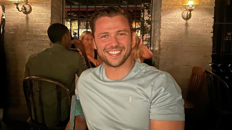 İlk kez baba olacak! Oyuncu Tolga Sarıtaş, oğlunun adını açıkladı