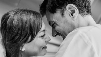 Cansel Elçin ve Zeynep Tuğçe Bayat Madrid'de! Aşk dolu paylaşımları gündem oldu