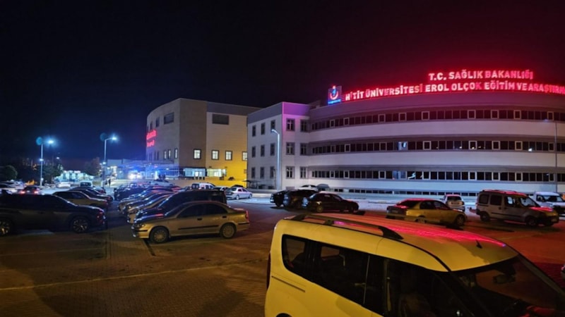 Çorum'da kamyonet ile çarpışan motosikletin sürücüsü öldü