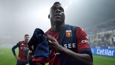 Mario Balotelli kendisini İspanya 3. Lig ekibine önerdi