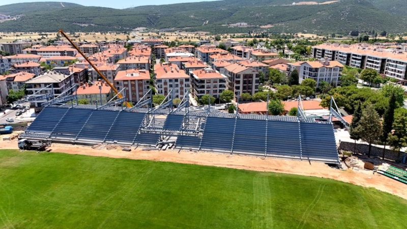 Muğla Atatürk Stadyumu’nda yeni tribün inşaatı sürüyor