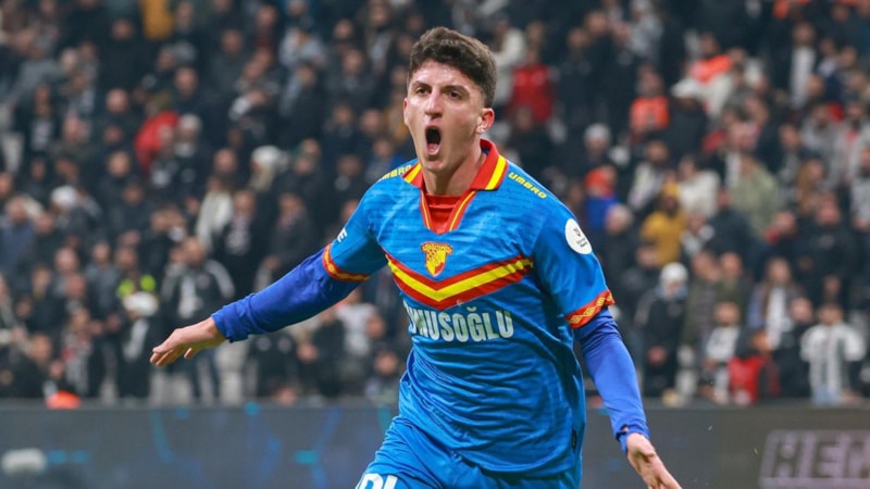 Göztepe Taha Altıkardeş ve Novatus Miroshi'yi tutacak