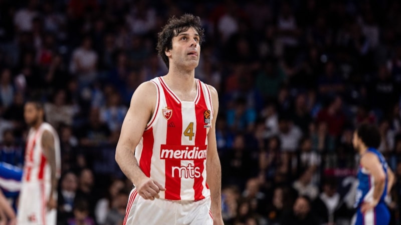 Milos Teodosic, basketbolu bıraktı