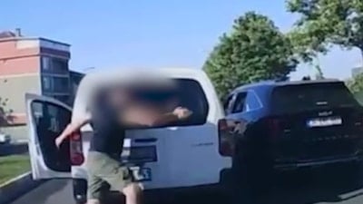 Sancaktepe'de trafikte aracından inip tartışan sürücüye para cezası