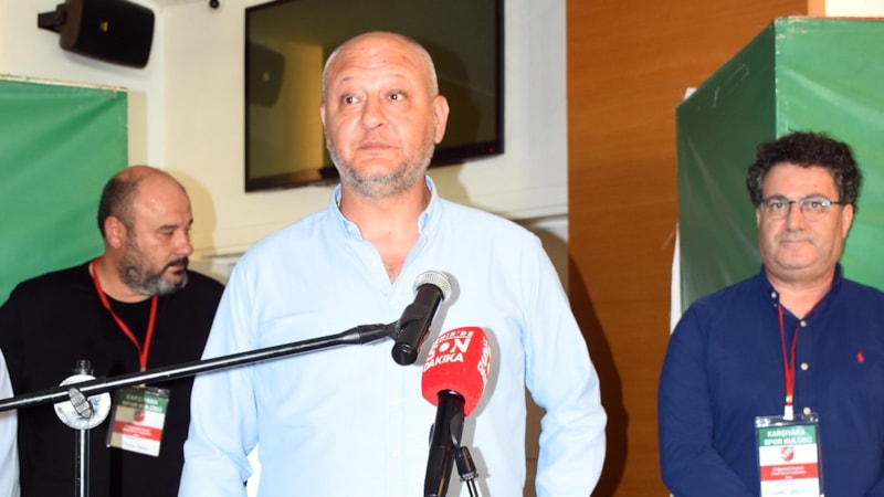 Karşıyaka'da Aygün Cicibaş başkan oldu