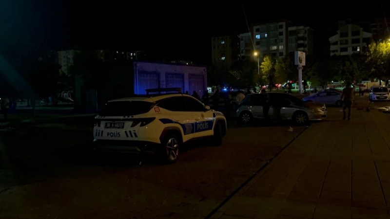 Kayseri'de 16 yaşındaki kız, 17 yaşındaki kızı bıçakladı