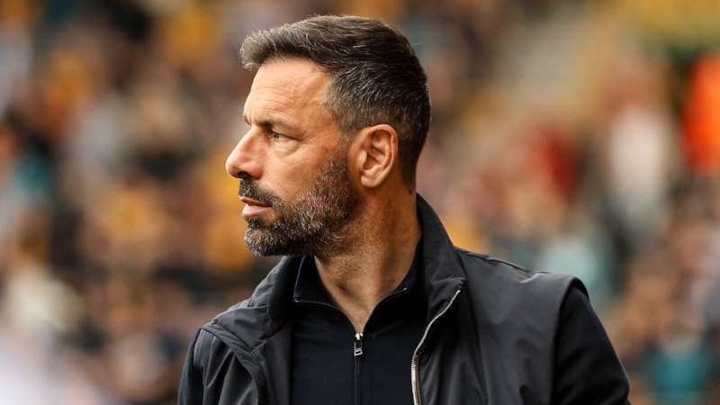 Leicester City'de Ruud van Nistelrooy dönemi sona erdi