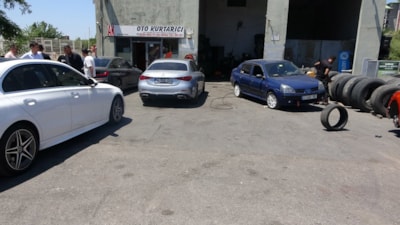 TEM'de yol çalışması tuzağa döndü: Sürücüler soluğu lastikçide aldı