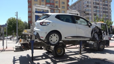 Konya'da hatalı dönüş kazası: 3 yaralı