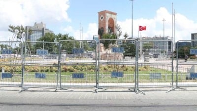 Taksim Meydanı yaya girişine kapatıldı