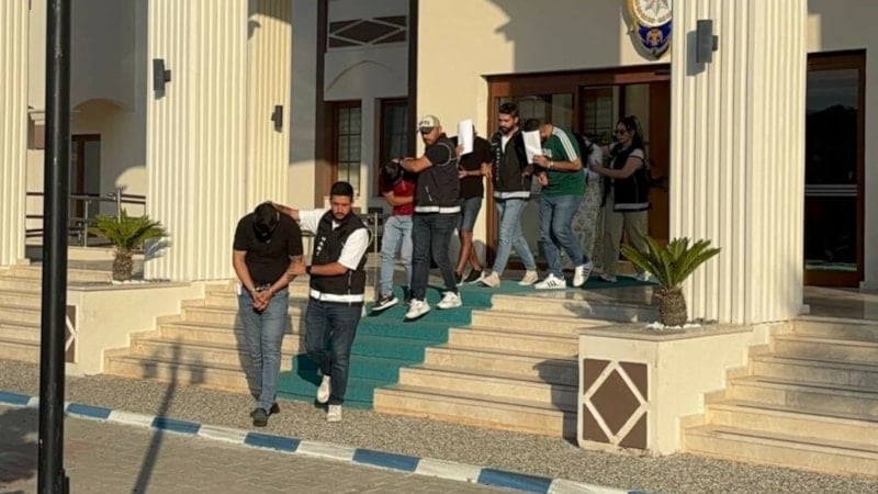 Muğla'da uyuşturucu satıcılarına düzenlenen operasyonda 5 kişi tutuklandı