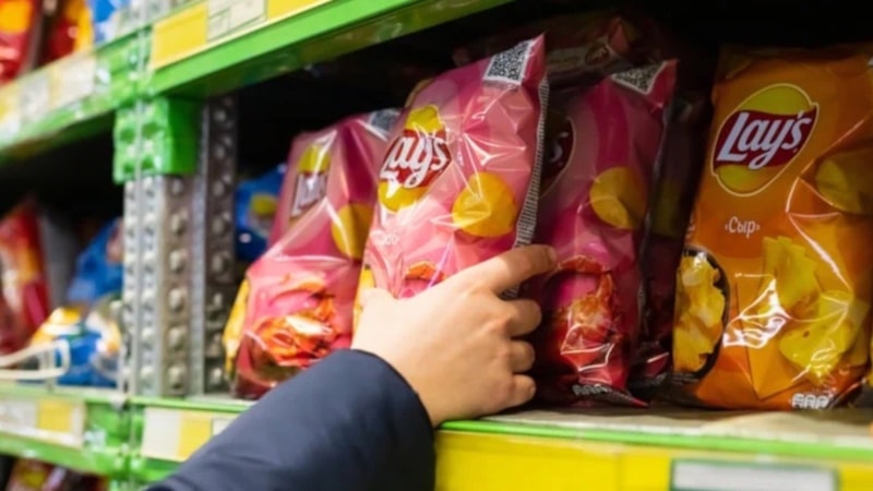 Lay’s ürünleri raflardan toplatılıyor! Etikette bu kodlar varsa...
