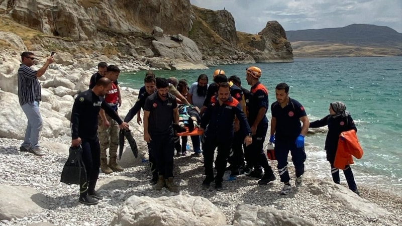 Van'da serinlemek için göle giren genç hayatını kaybetti