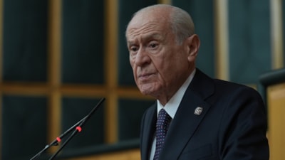 MHP'nin kurumsal hesabından Leman'a karikatür tepkisi