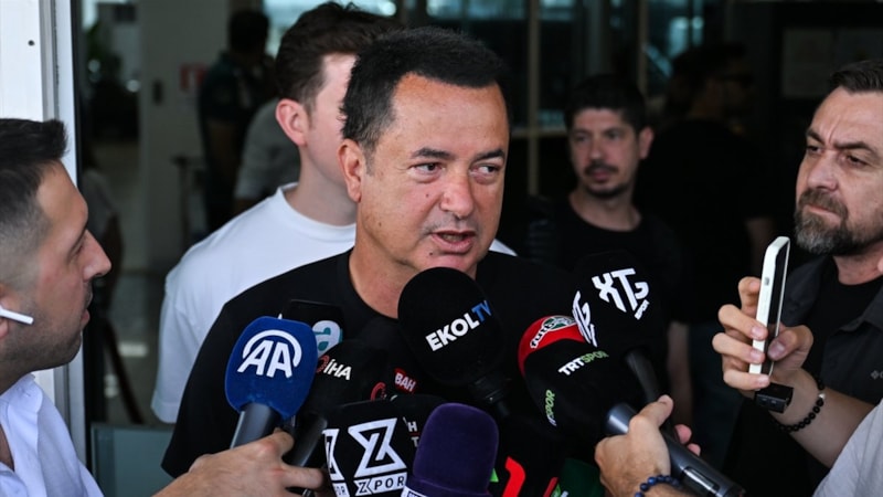 Acun Ilıcalı, Fenerbahçe sorusuna yanıt verdi: Ben bu işlerden yırttım