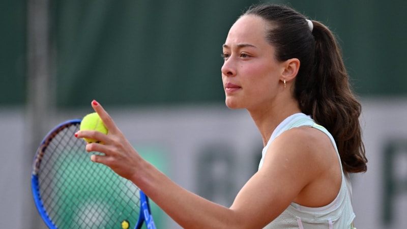 Zeynep Sönmez, Wimbledon'da 2. tura çıkan ilk Türk kadın tenisçi oldu
