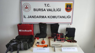 Bursa’da 2 kişi, kaçak kazı yaparken yakalandı