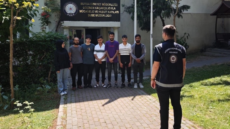 Bursa'da 7 kaçak göçmen ve 1 organizatör yakalandı