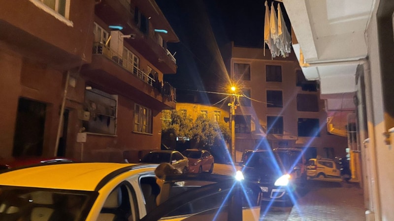 Bursa'da deprem paniği: Geceyi sokakta geçirdiler