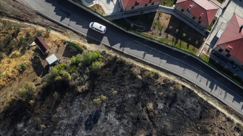 Hatay'da yanan alanlar drone'la görüntülendi
