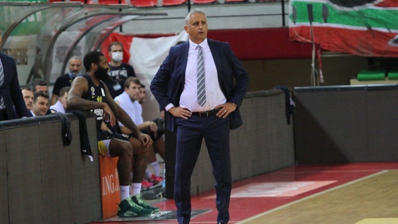 Anadolu Efes'te Igor Kokoskov dönemi başladı