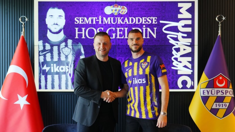 Eyüpspor, Nihad Mujakic'i kiralık olarak kadrosuna kattı