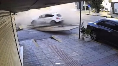 Hatay'da otomobille çarpışan cip ortalığı savaş alanına çevirdi