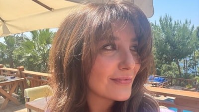 Oyuncu Şebnem Bozoklu'nun kamera arkasını paylaşımı! "Herkes üstsüz"