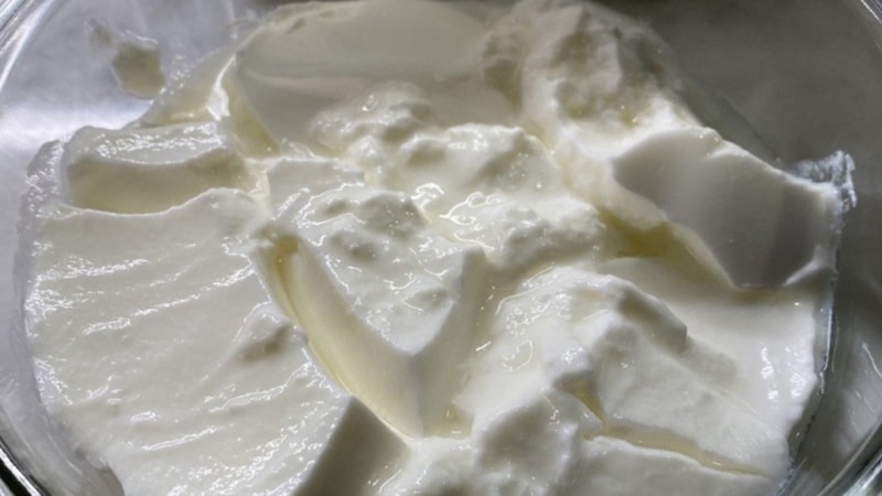 Organik diye satılıyordu… Yoğurdun içinden bakın ne çıktı: “İade edin”