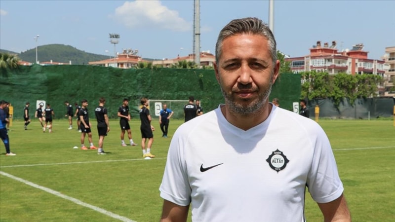 Altay'da Tuna Üzümcü imza atmadan görevi bıraktı