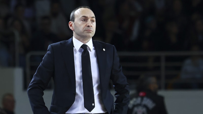 Galatasaray'da başantrenör Yakup Sekizkök'ün sözleşmesi yenilendi