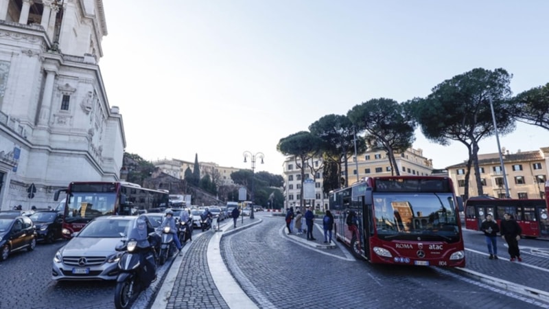 İtalya'da alkollü araç kullanmaktan ceza alanlara 