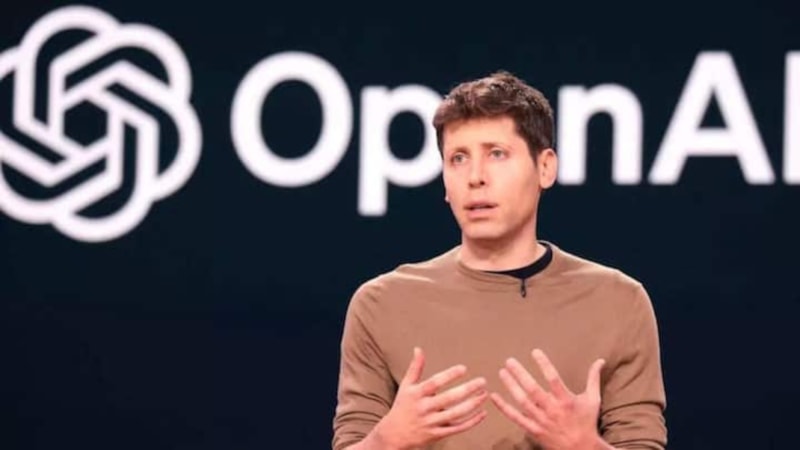 OpenAI CEO'su Sam Altman uyardı:  ChatGPT'ye körü körüne güvenmeyin