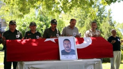 İzmir'deki yangına müdahale ederken şehit olan dozer operatörü için tören düzenlendi