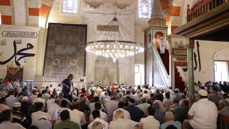 Ali Erbaş, Edirne'deki Eski Cami’de hutbe irat etti
