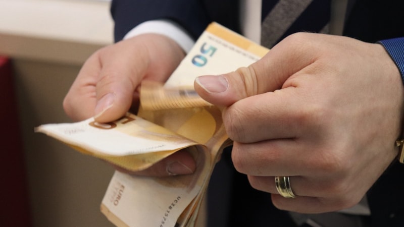 Piyasalarda gün sonu: Borsa yükseldi, altın düştü