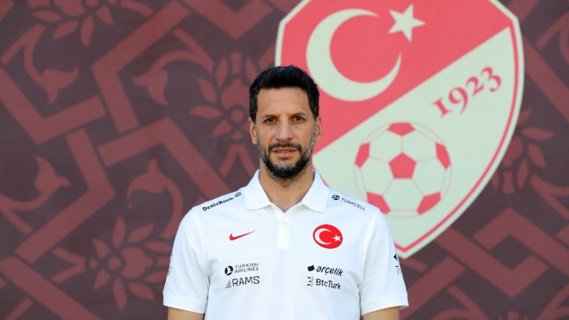 A Milli Futbol Takımı'nın yeni yardımcı antrenörü Hakan Balta