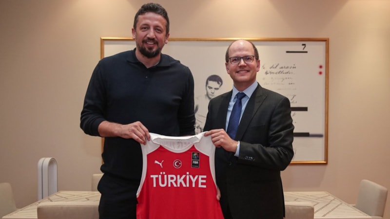 Hidayet Türkoğlu: Her zaman değer katan yatırımlara bakıyoruz