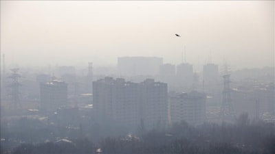 Tahran’da hava kirliliği nedeniyle futbol maçları iptal oldu