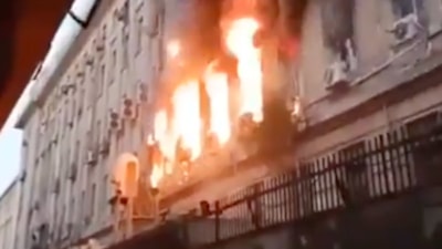 Mısır'da iletişim merkezinde çıkan yangında 22 kişi yaralandı