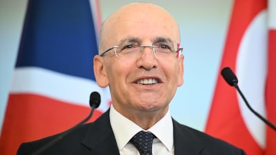 Mehmet Şimşek: Enflasyonun 2027'de tek hanelere inmesini hedefliyoruz