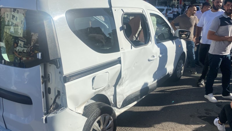 Siirt'te iki aracın çarpıştığı kazada 1 yaralı