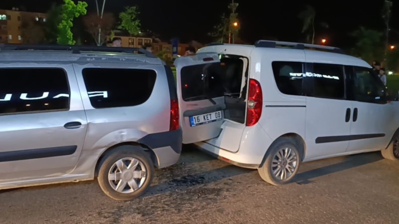 Bursa'da alkollü sürücü ortalığı savaş alanına çevirdi