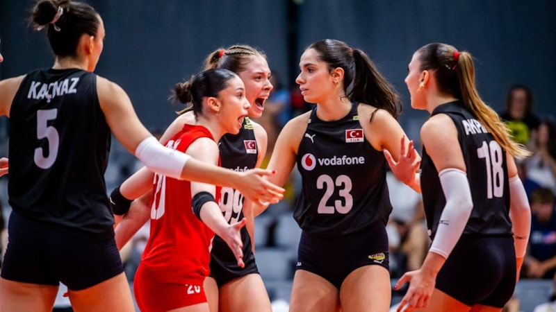 19 Yaş Altı Kadın Milli Voleybol Takımı, Dünya Şampiyonası'nda çeyrek finalde