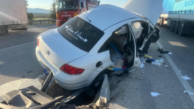 Afyonkarahisar'da bir haftalık evli üsteğmen kazada öldü