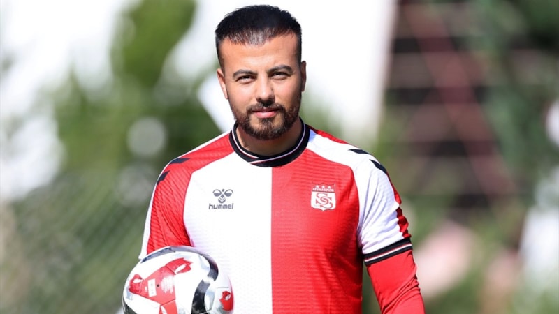 Sivasspor, Feyzi Yıldırım’ı kadrosuna kattı