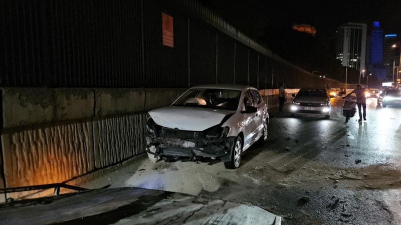 İstanbul Sarıyer'de makas atan sürücü zincirleme kazaya sebep oldu: 2 yaralı