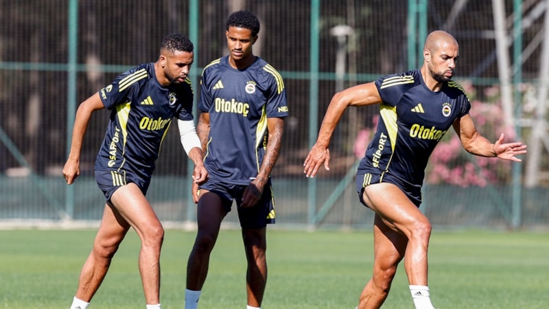 Fenerbahçe'nin yeni sezon hazırlıkları devam ediyor