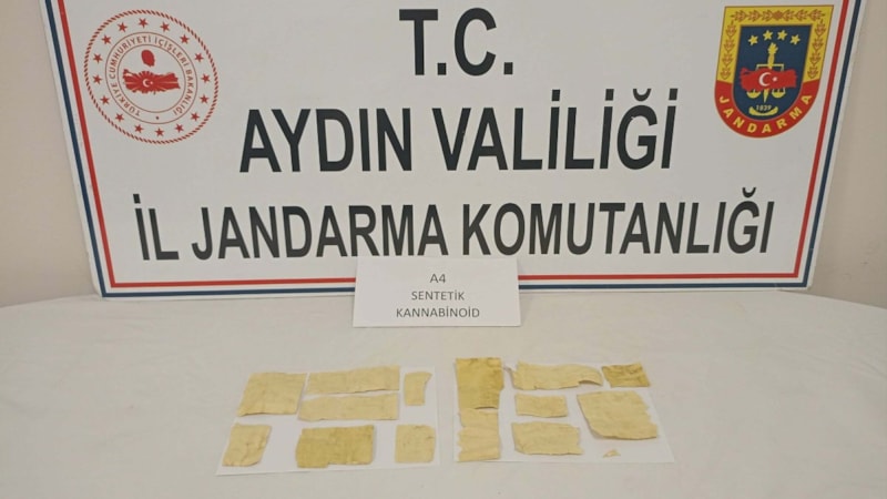 Aydın'da A4 kağıdına emdirilmiş uyuşturucuyla yakalandı