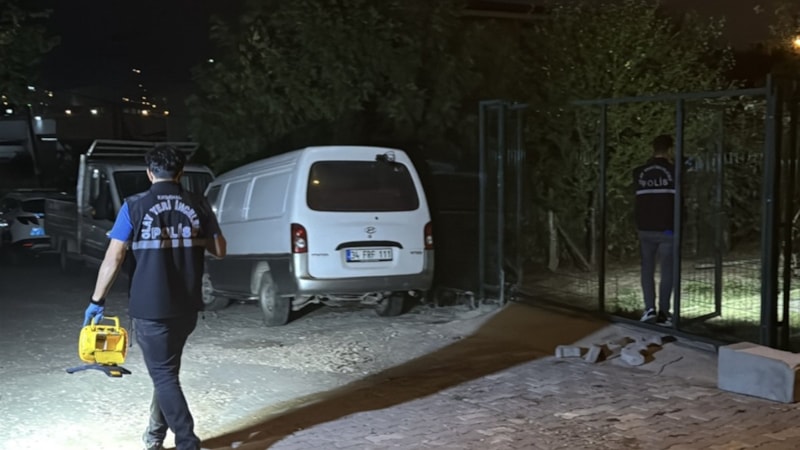 Kocaeli'de tartıştığı üvey oğlunu bıçaklayan şahıs gözaltına alındı